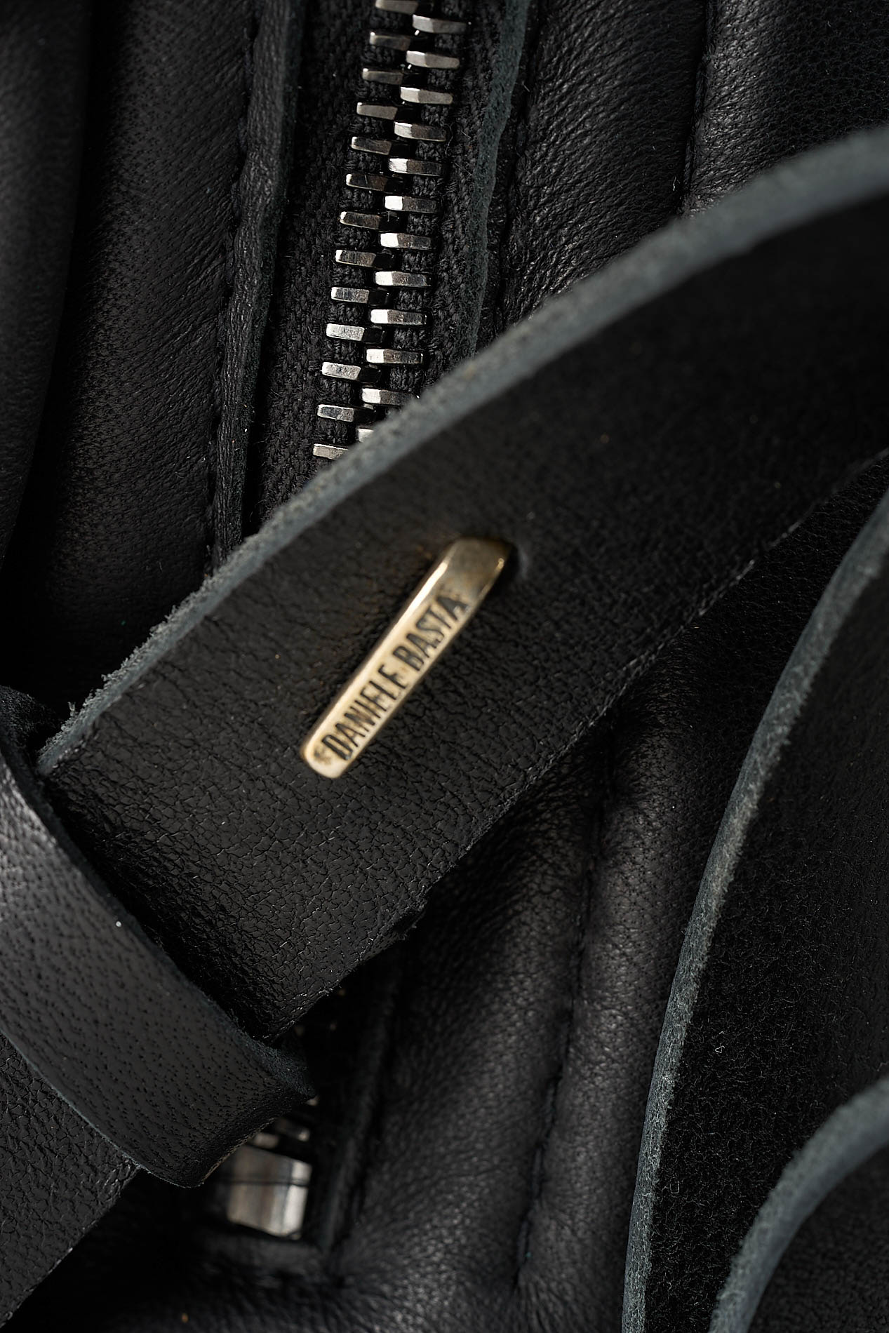 daniele basta leather and silver bags - DETAIL 2